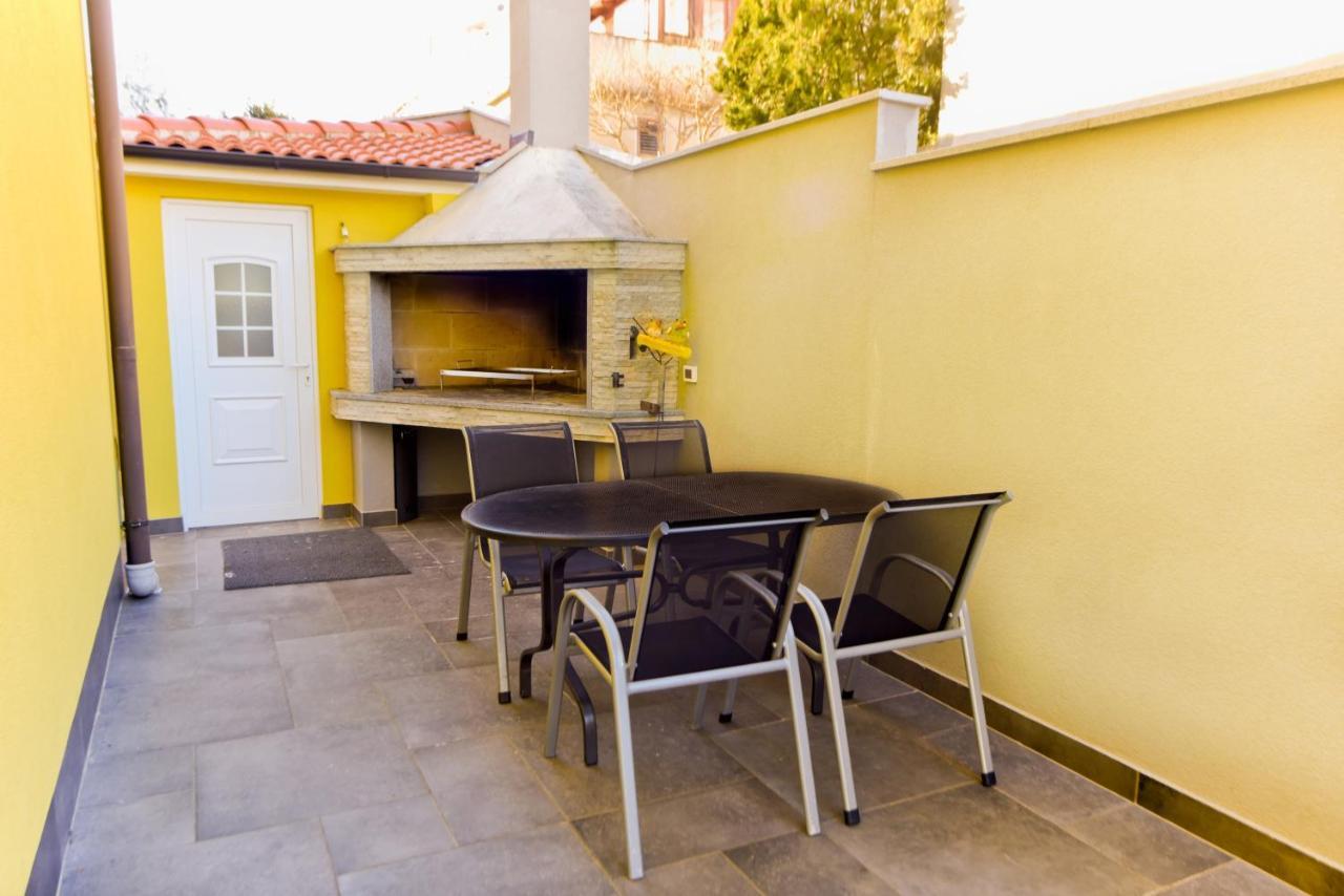 Apartments Bosankic Πούλα Εξωτερικό φωτογραφία